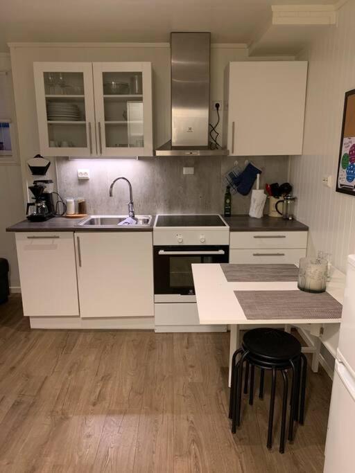 Gimle Cozy Apartment Тромсьо Екстериор снимка